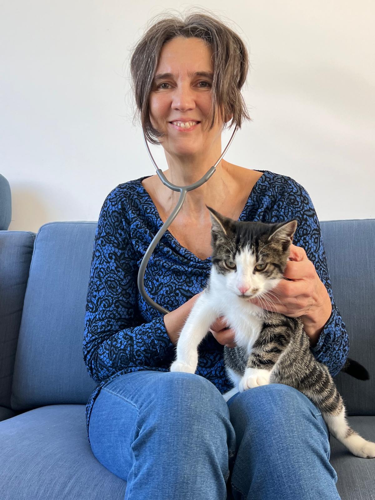 Foto van dierenarts Ted de Leeuw van KattenDokTed, dierenarts aan huis.